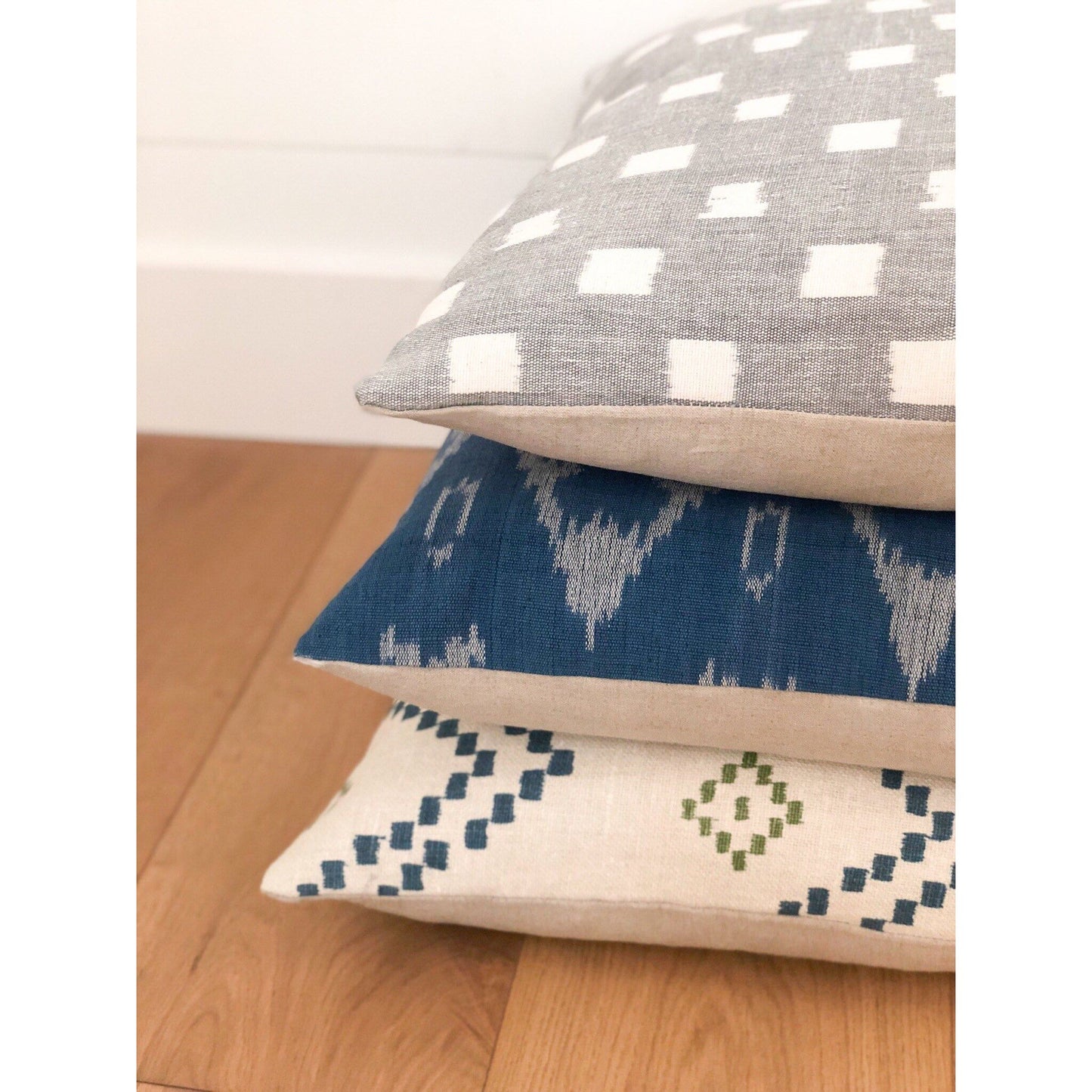 Linen and Cloth Designer Pillow Covers