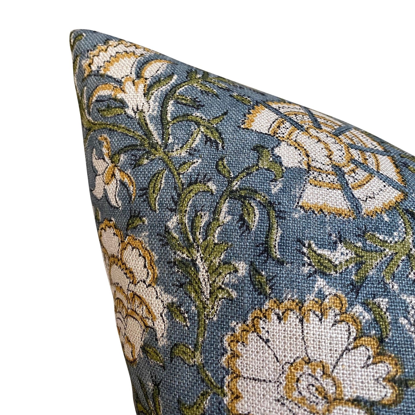 Nisa Pillow Cover in Lush