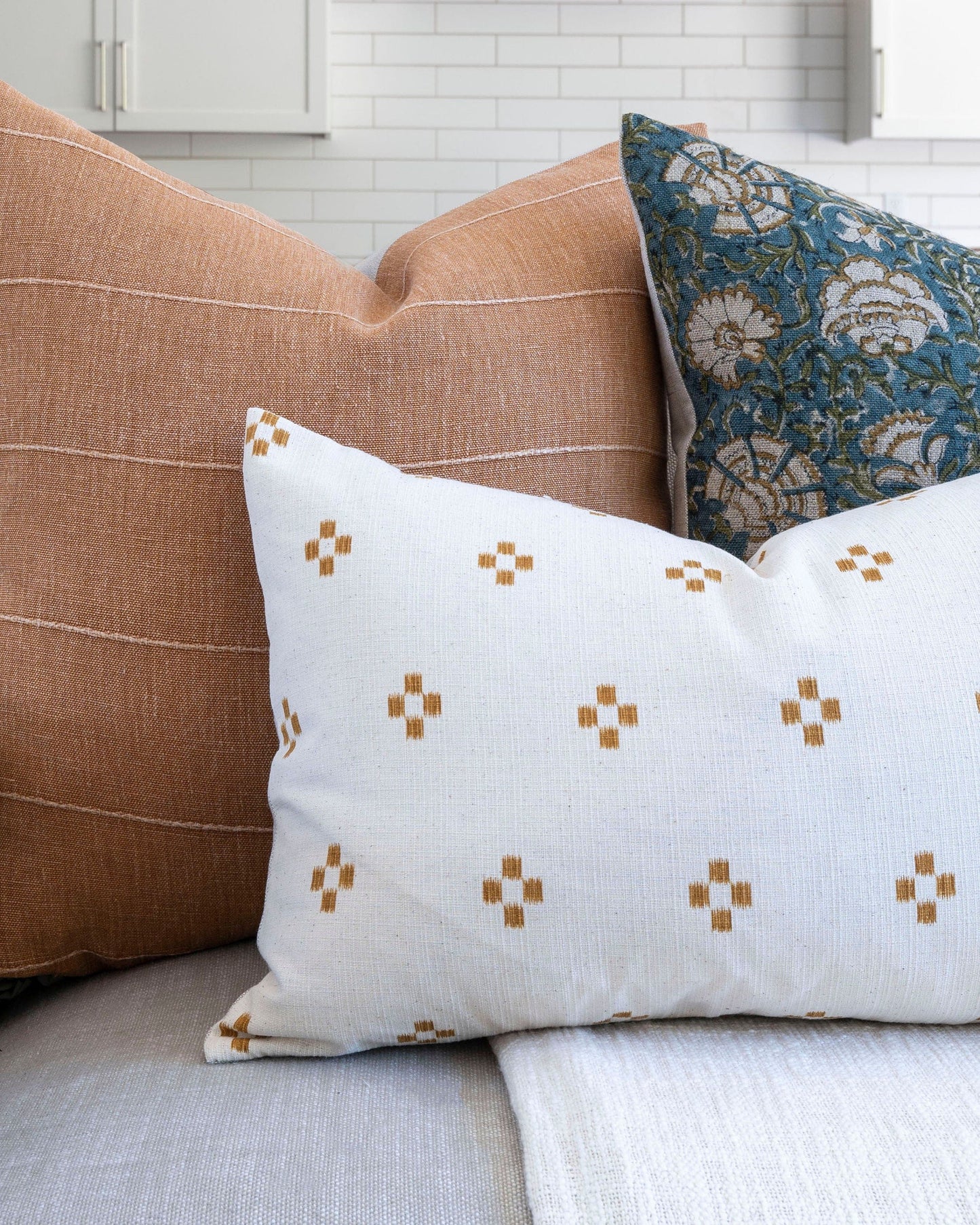 Nisa Pillow Cover in Lush
